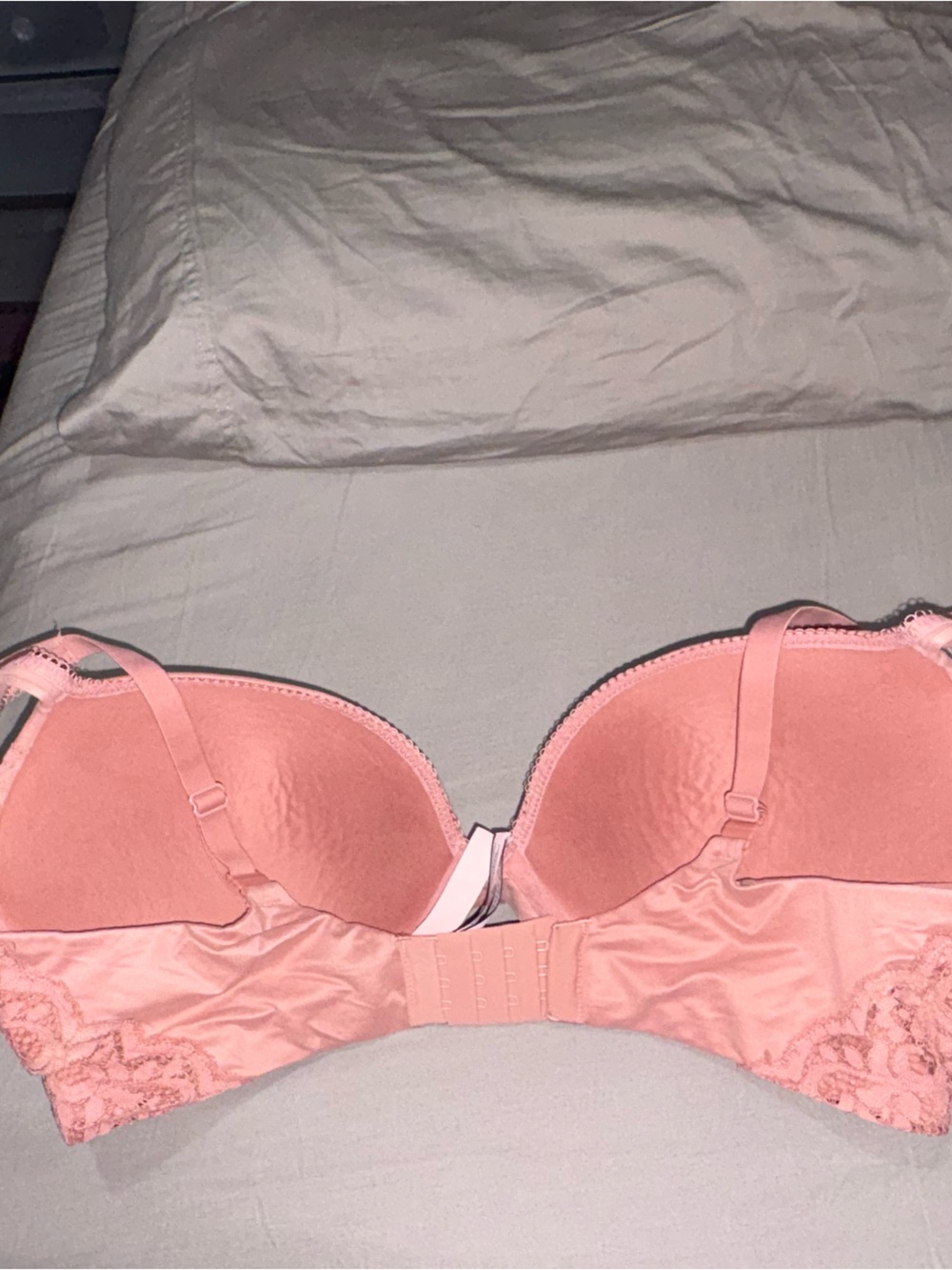 Victoria secret push up - Picture 2 of 3